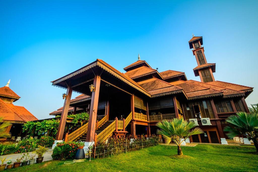Besut Guesthouse Kampung Kuala Besut Ngoại thất bức ảnh