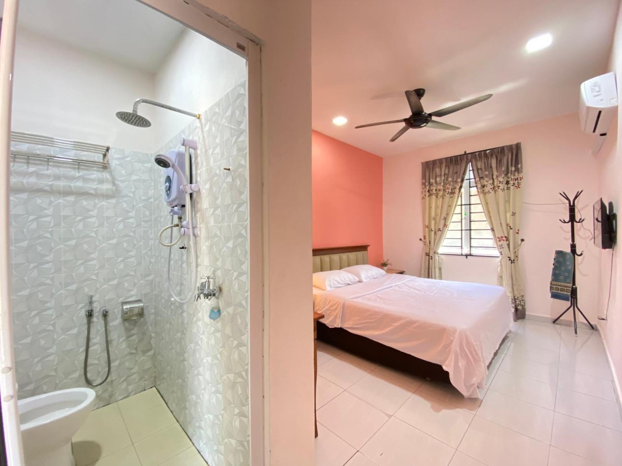 Besut Guesthouse Kampung Kuala Besut Ngoại thất bức ảnh