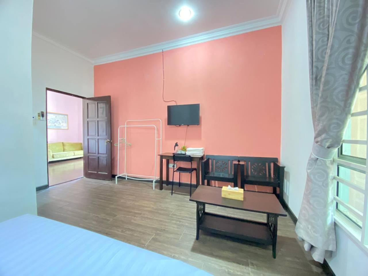 Besut Guesthouse Kampung Kuala Besut Ngoại thất bức ảnh
