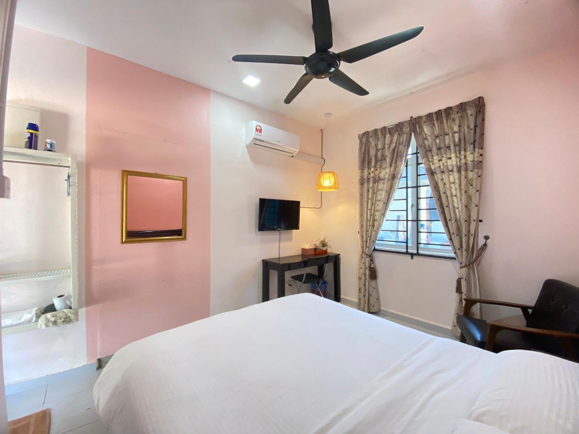 Besut Guesthouse Kampung Kuala Besut Ngoại thất bức ảnh